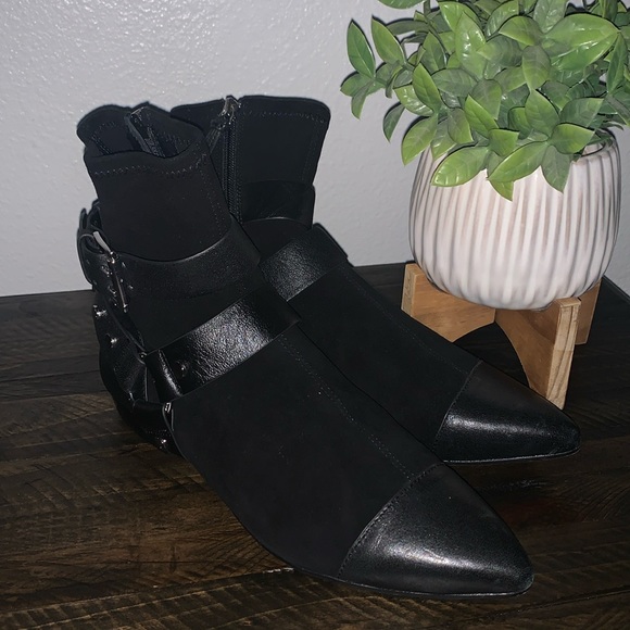 REBECCA MINKOFF BLACK LEATHER BOOTIES - Picture 3 of 7
